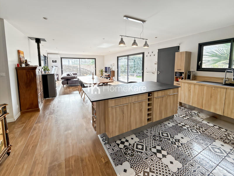 Maison - 125 m² - 6 pièces