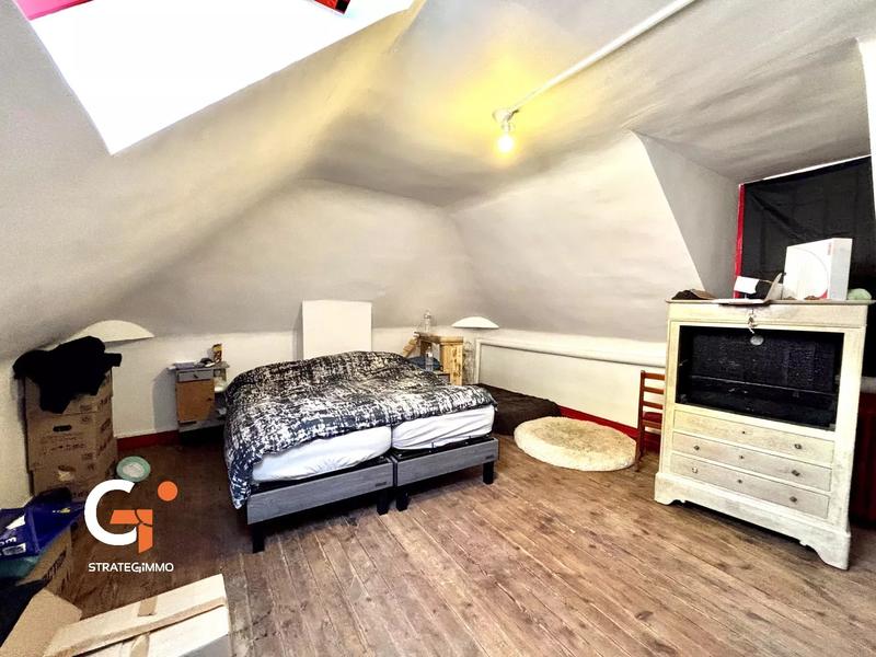 Maison - 349 m² - 10 pièces