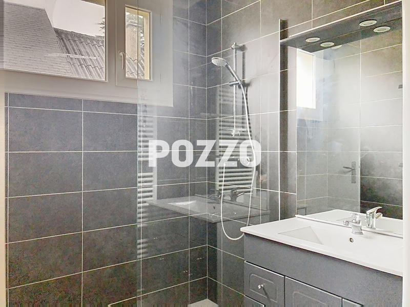 Maison - 101 m² - 5 pièces