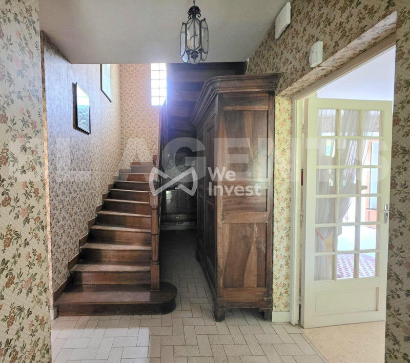 Maison - 180 m² - 6 pièces