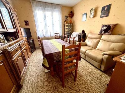 Maison - 87 m² - 4 pièces