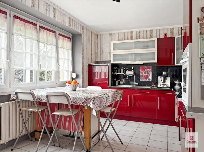 Maison - 111 m² - 6 pièces