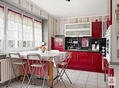 Maison - 111 m² - 6 pièces