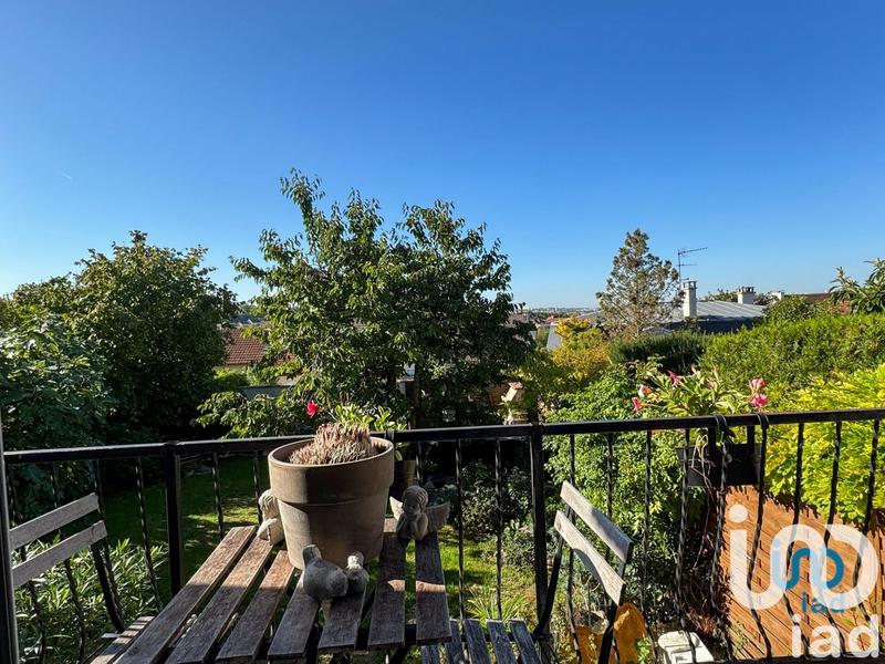 Maison - 95 m² - 5 pièces