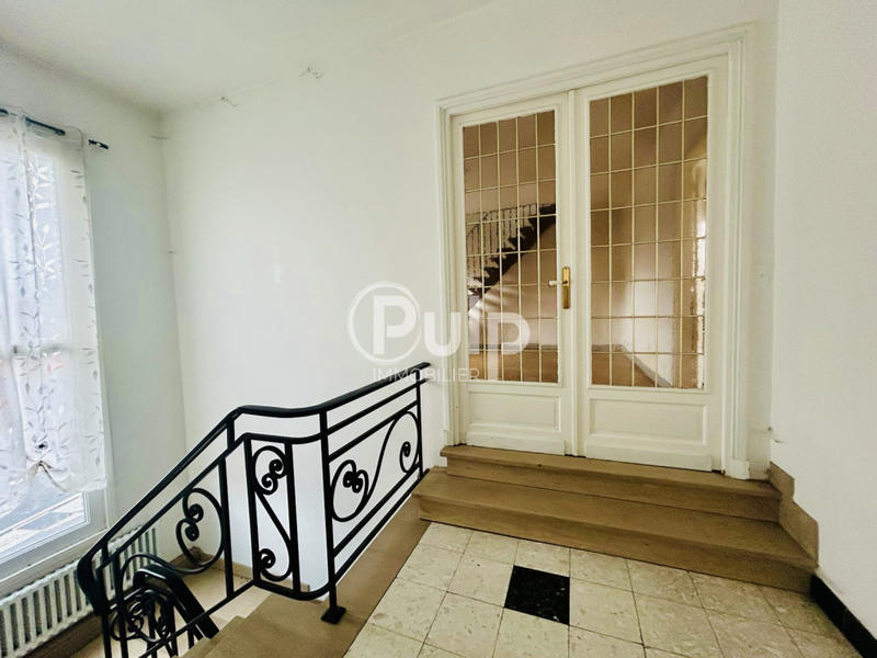 Maison - 163 m² - 6 pièces