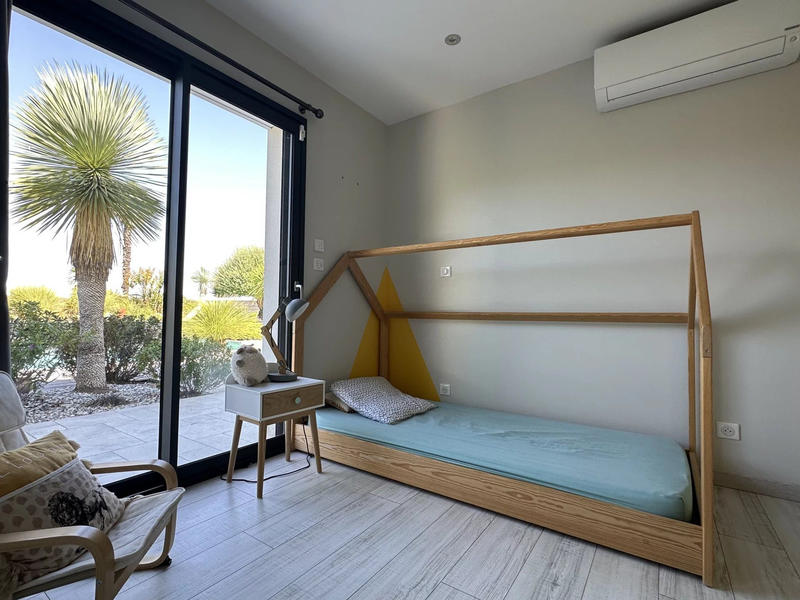 Villa - 187 m² - 13 pièces