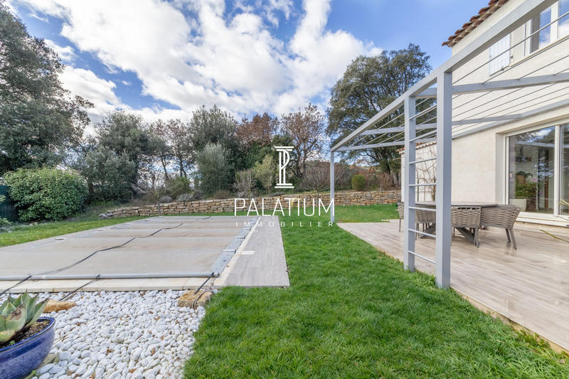 Maison - 138 m² - 6 pièces