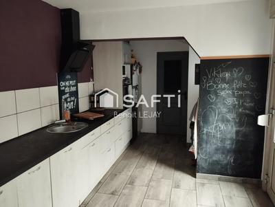 Maison de ville - 105 m² - 6 pièces