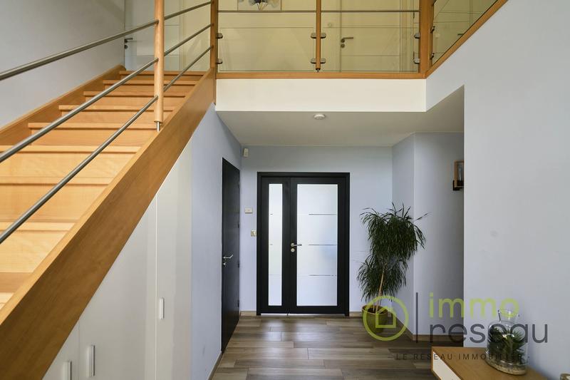 Maison - 170 m² - 7 pièces