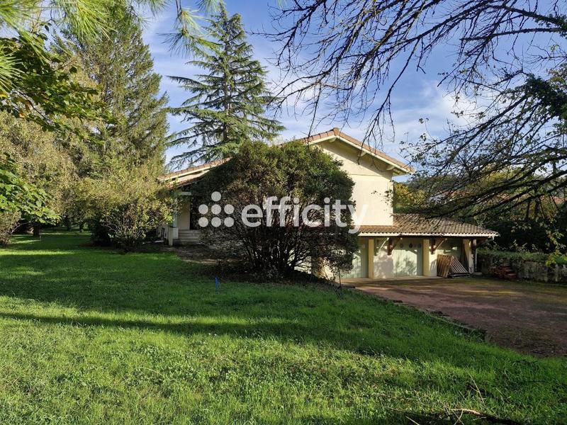 Maison - 130 m² - 6 pièces