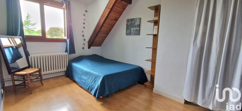 Maison - 222 m² - 7 pièces