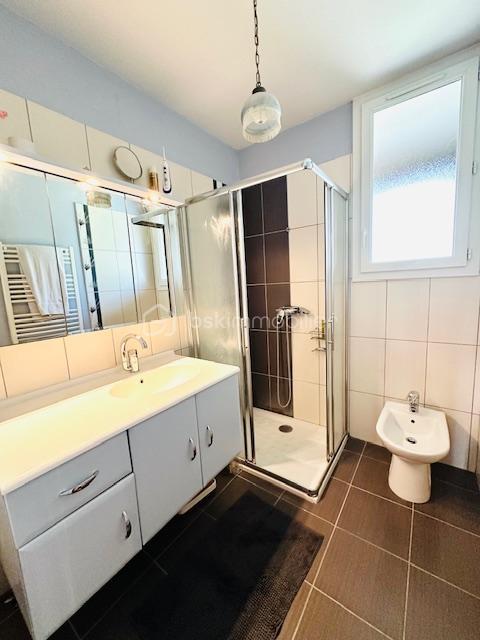 Appartement - 103 m² - 5 pièces