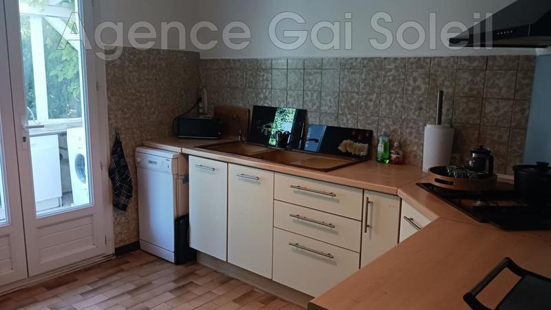 Villa - 100 m² - 5 pièces