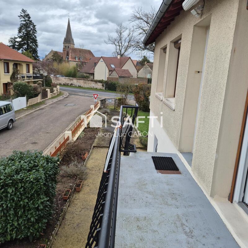 Maison - 90 m² - 5 pièces