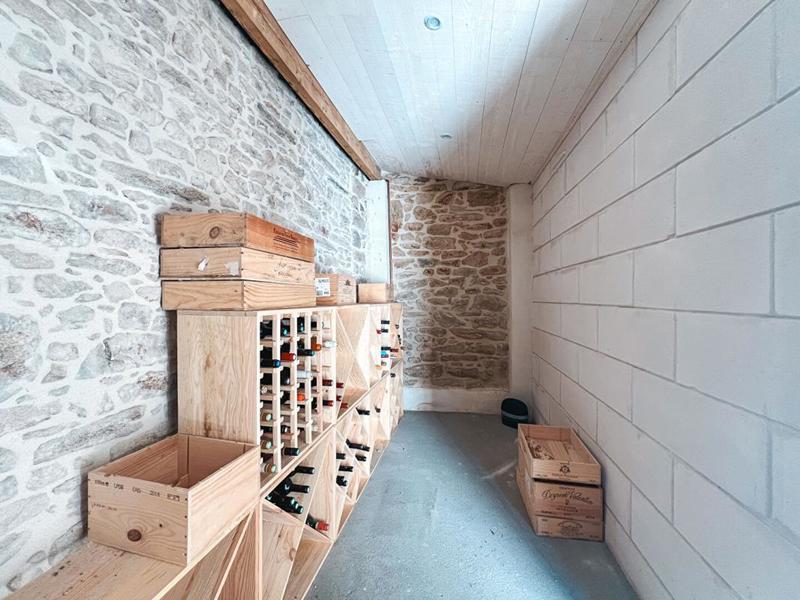 Maison - 210 m² - 8 pièces