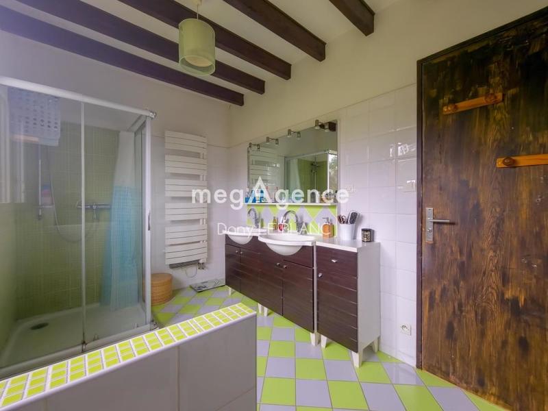 Maison - 140 m² - 7 pièces