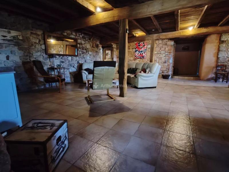 Maison - 407 m² - 7 pièces