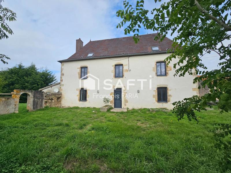 Maison - 300 m² - 8 pièces