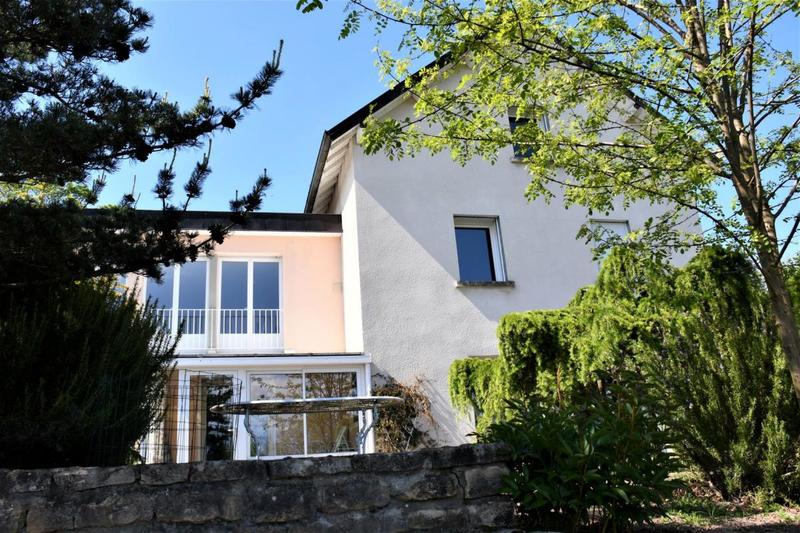 Propriété - 287 m² - 8 pièces