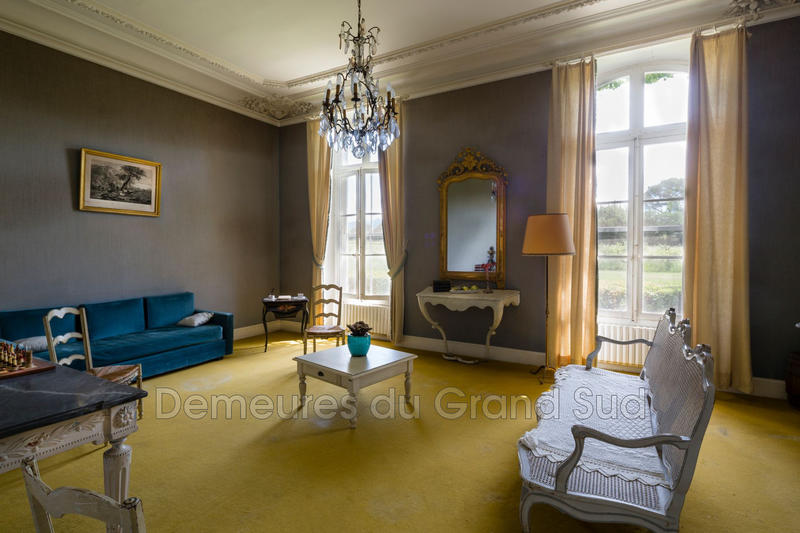 Maison de maîtres - 350 m² - 16 pièces