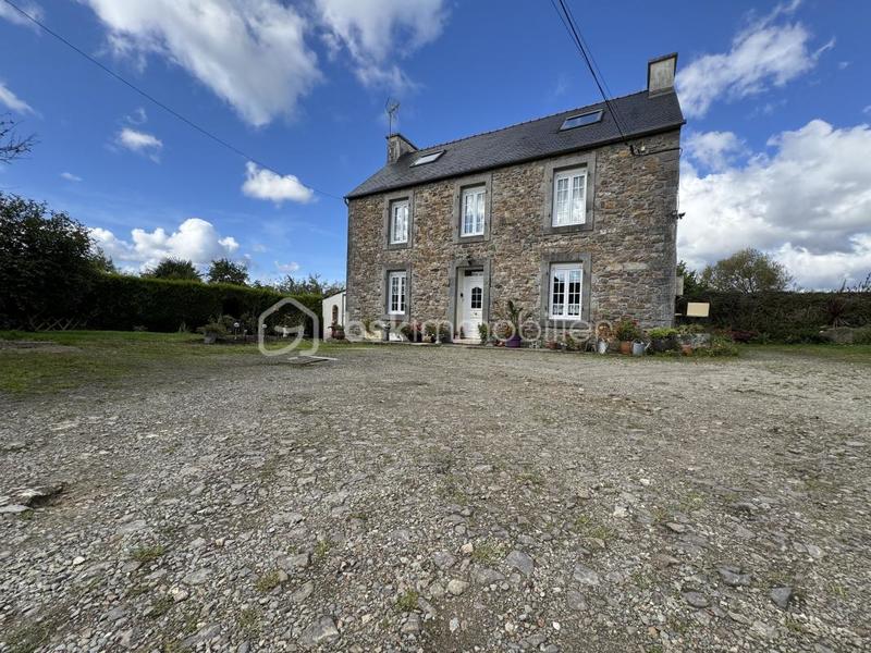 Corps de ferme - 106 m² - 6 pièces