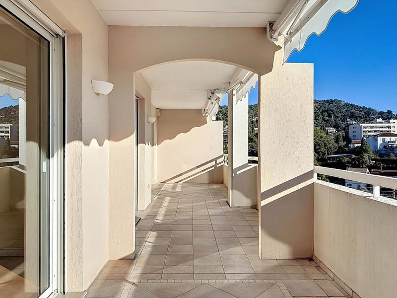 Appartement - 95 m² - 4 pièces