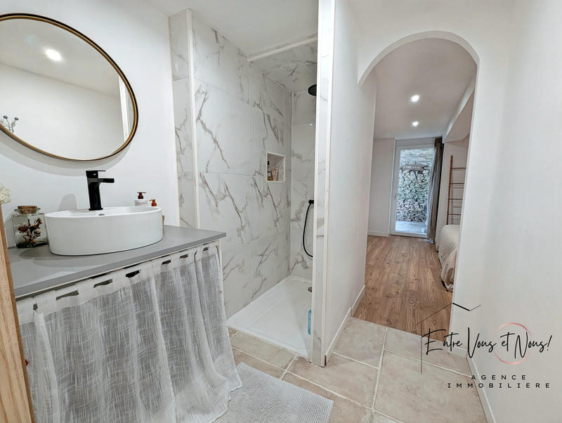 Maison - 315 m² - 10 pièces