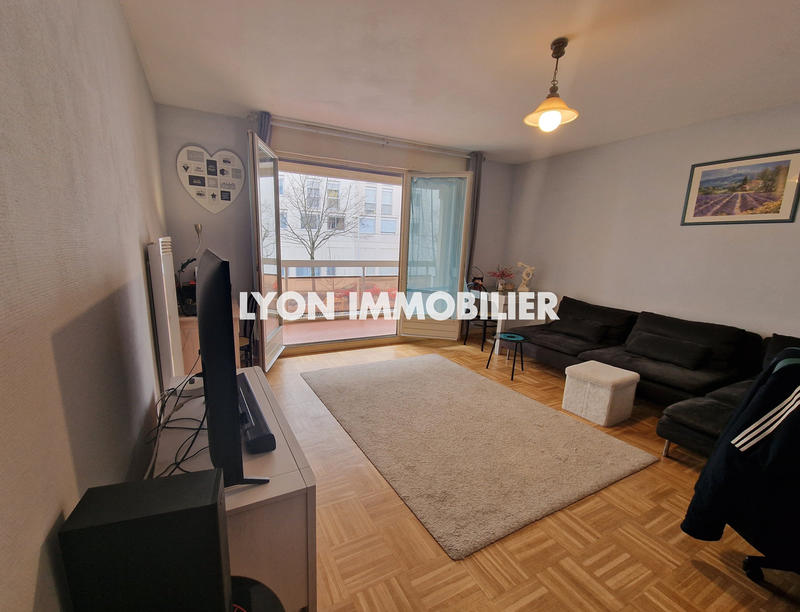 Appartement - 93 m² - 4 pièces