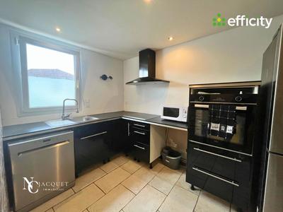 Maison - 88 m² - 4 pièces