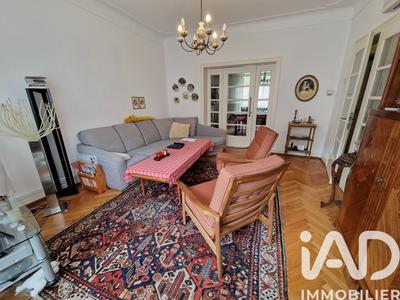 Maison - 188 m² - 8 pièces