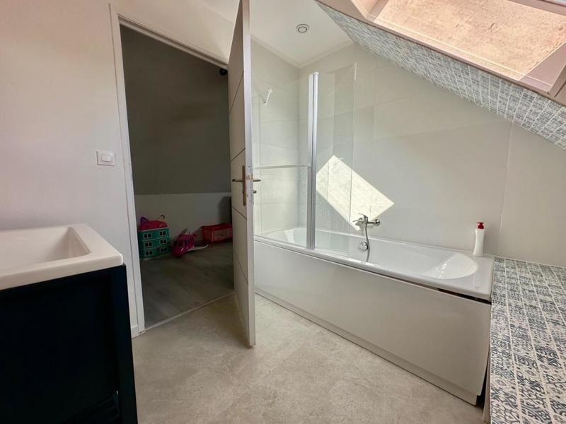 Maison - 130 m² - 6 pièces