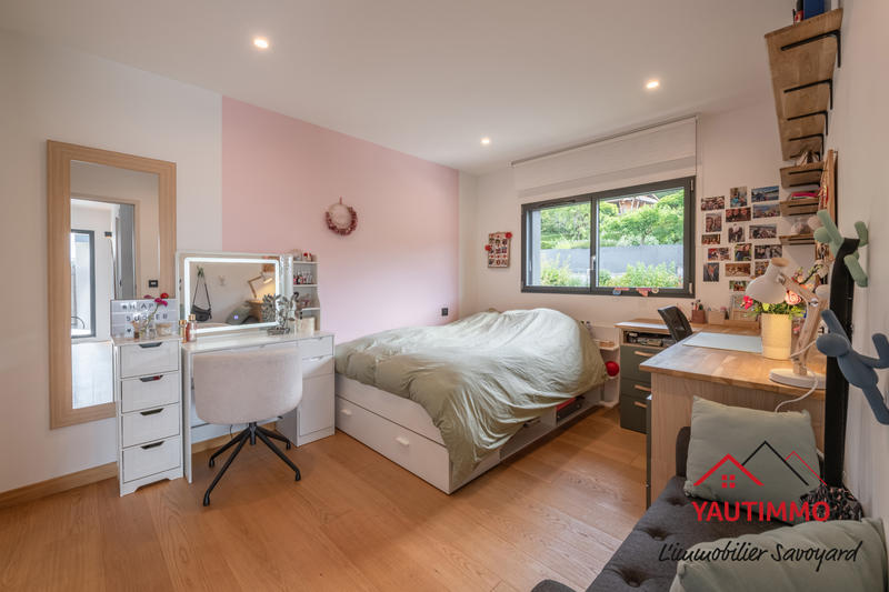 Maison - 190 m² - 6 pièces