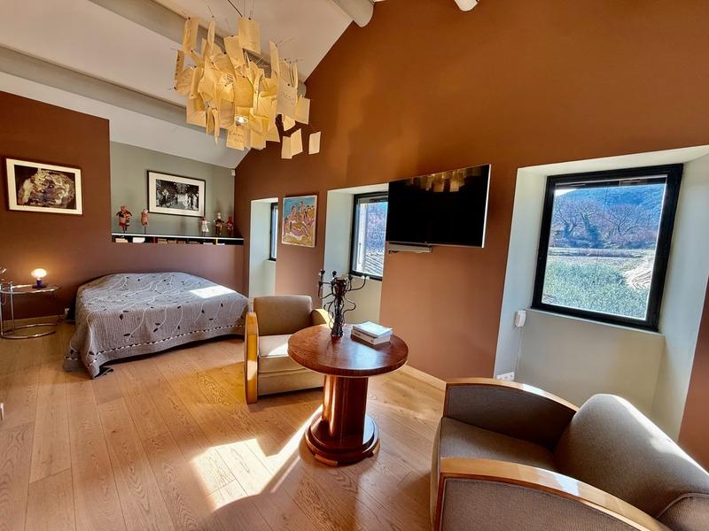 Mas - 196 m² - 6 pièces