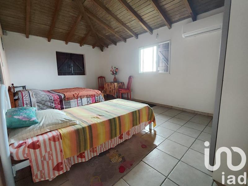 Maison - 241 m² - 8 pièces