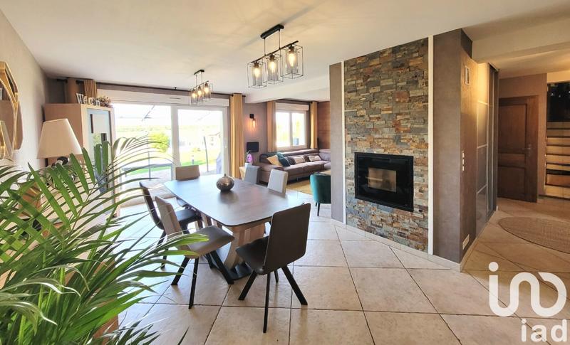 Maison - 152 m² - 7 pièces