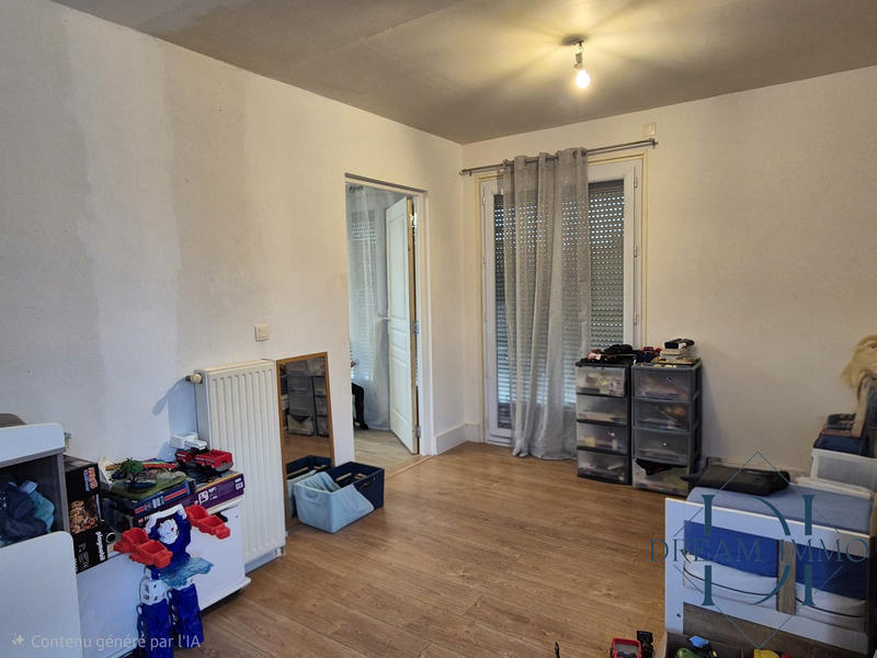 Maison traditionnelle - 83 m² - 4 pièces