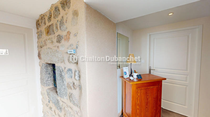 Maison - 393 m² - 13 pièces