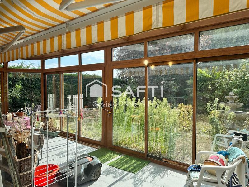 Maison - 90 m² - 5 pièces