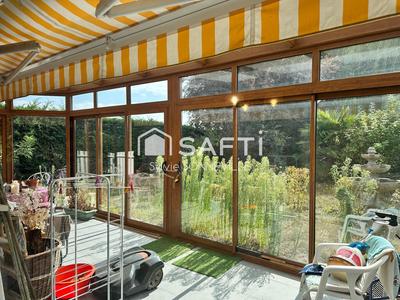 Maison - 90 m² - 5 pièces