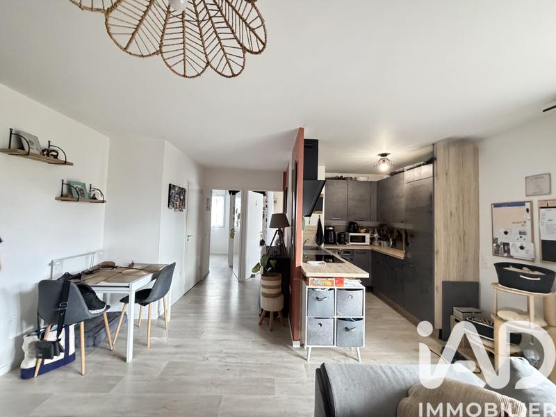 Appartement - 70 m² - 3 pièces