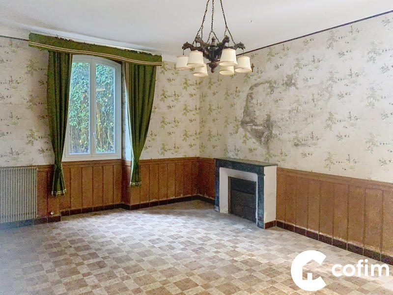 Maison ancienne - 218 m² - 7 pièces