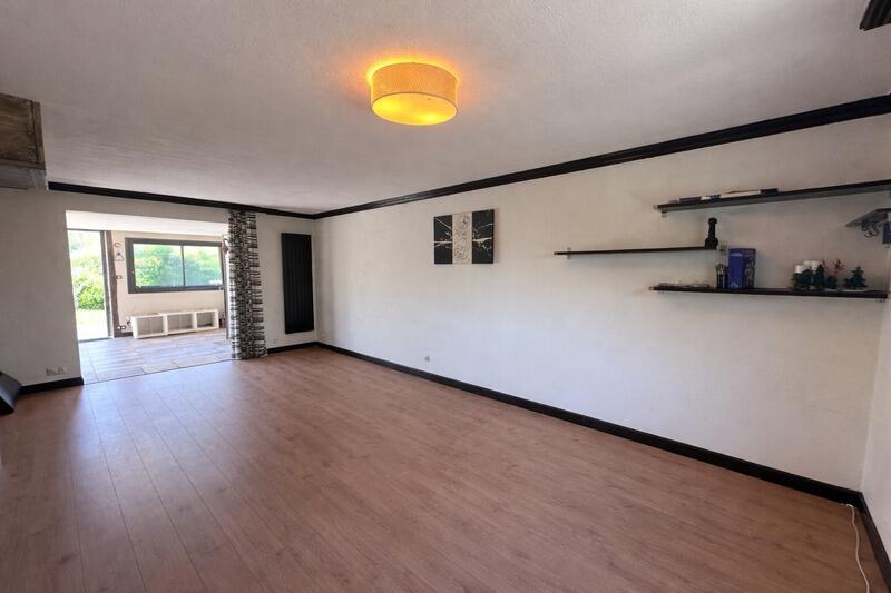 Maison - 177 m² - 6 pièces