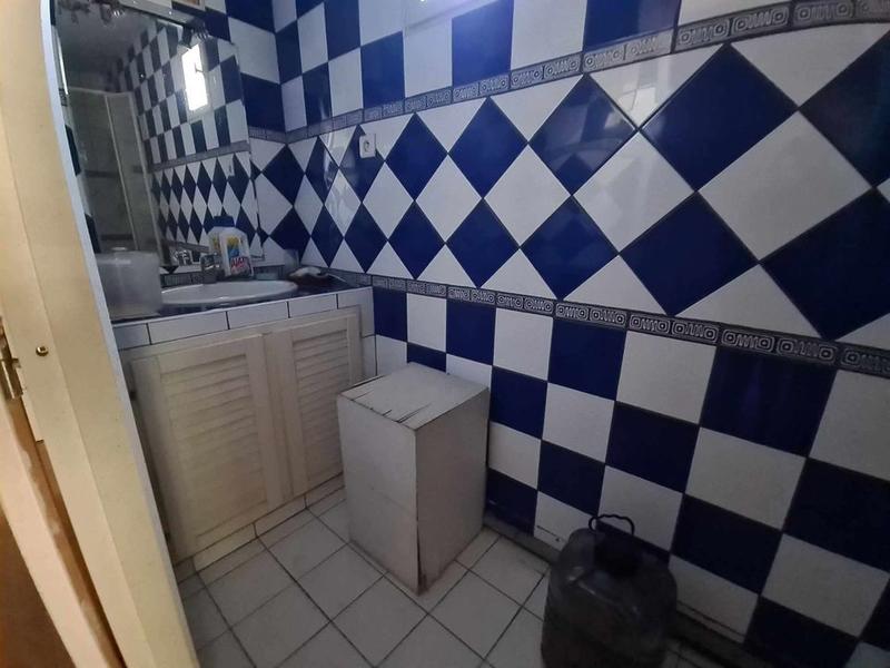 Maison - 180 m² - 6 pièces