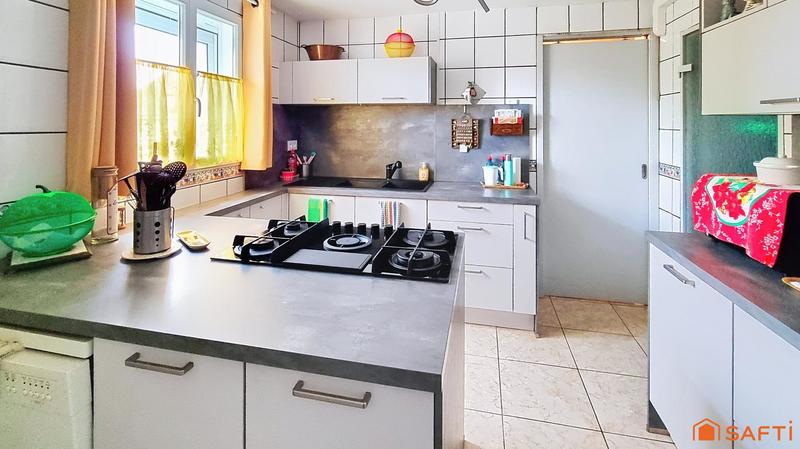 Maison - 82 m² - 4 pièces