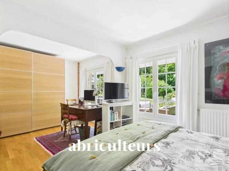 Maison - 167 m² - 6 pièces