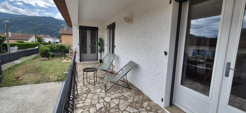 Maison - 200 m² - 8 pièces