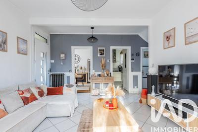 Maison - 122 m² - 6 pièces