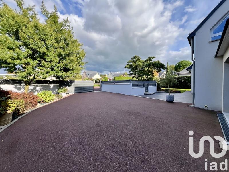 Maison - 185 m² - 9 pièces