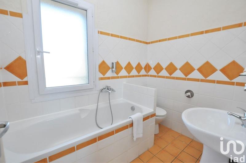 Local commercial - 542 m²