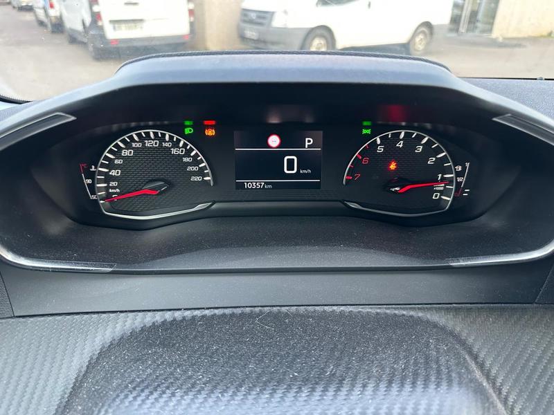 Peugeot 208 Essence 100 Cv s&amp;S Eat8 Active Jantes 16 / Sieges Avt Chauffants Radars Recul ...